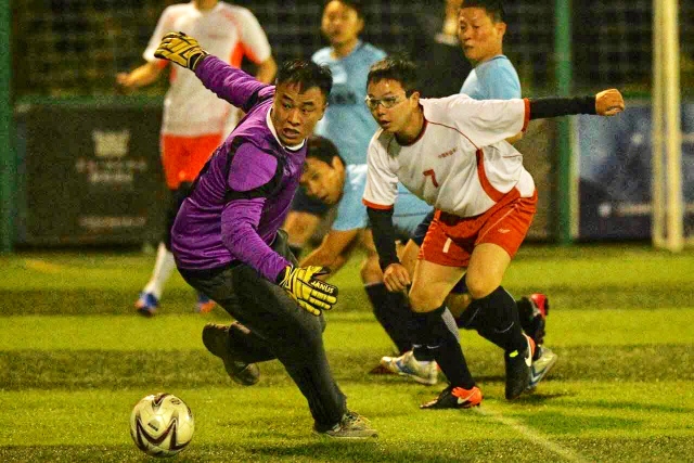 半场-许栗1v4捅射破门 海港暂0-1光州FC