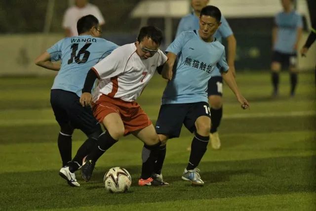 欧洲杯-居莱尔助攻德米拉尔双响 土耳其2-1奥地利