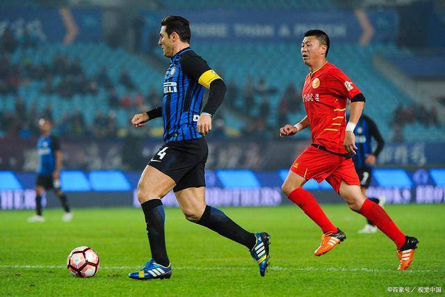 申花以净胜球劣势无缘半程冠军  争冠形势空前激烈