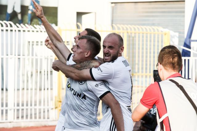 阿尔瓦雷斯22场欧冠11场首发 打进11球送4次助攻