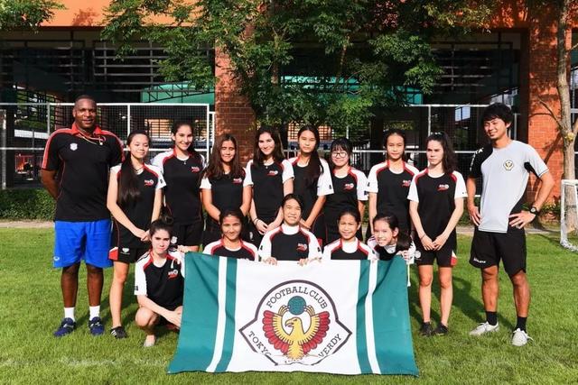 马兹拉维6次抢断9次对抗+2次解围 本赛季保持全勤